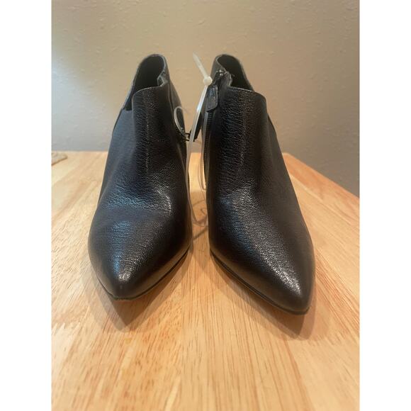 Black Leather Cole Haan Ankle Boots S99